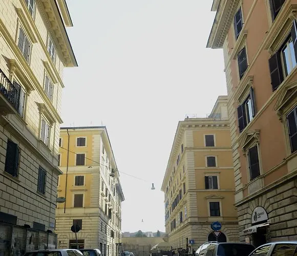 Via Montebello